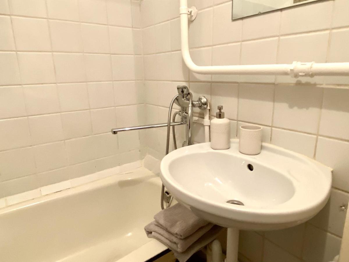 Spacious 3-Room Apartment & Parking Рига Экстерьер фото